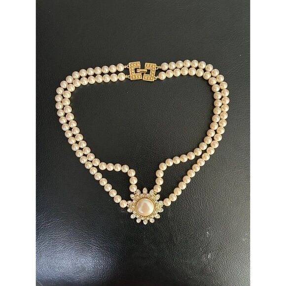 Money Double Strand Pearl Necklace - Picture 3 of 10